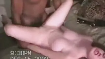 سنہرے بالوں والی طاقتور طور پر ایک dildo اور ایک بولٹ کے ساتھ گدی میں فیلم های سکسی جدید 2019 fucked.