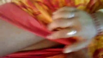 گستاخ شوہر نے دباؤ کے ساتھ اپنی بیوی کو گانڈ میں چدوایا۔ سکس جدید عمو جانی