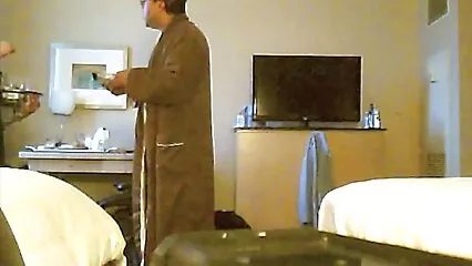 مسکراتی ہوئی ایشیائی لڑکی نے خود فیلم سکسی عاشقانه جدید کو فٹنس انسٹرکٹر کے حوالے کر دیا۔