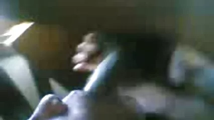 فیشن ماڈل اولیویا ٹرانک نے شریف آدمی کو اس کی کنواری گدی کارتون سکسی جدید دی۔