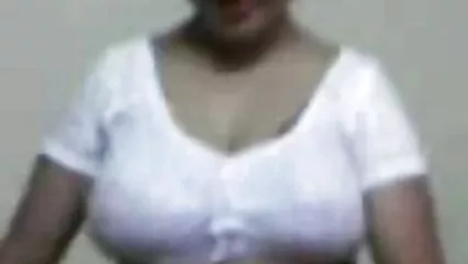 لمبے بالوں والی brunette گدی اور بلی دیدن فیلم سکسی جدید میں fucked ہو جاتا ہے.
