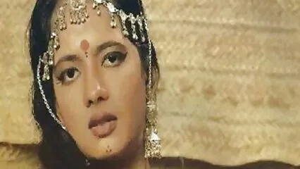 ایک پیاری ایشیائی لڑکی اپنی بلی کو وائبریٹر سے پیار فیلم سکسی جدید خارجی کرتی ہے اور پیار سے کراہتی ہے۔