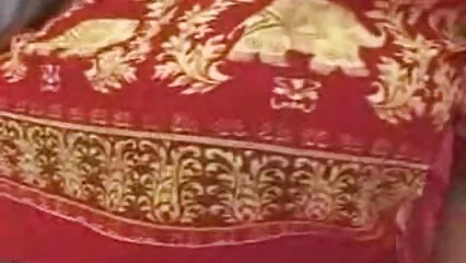 جوش سے گرم ہو داستان سکسی جدید شهوانی کر آدمی نے اسے بلو جاب کے بعد بلی میں ڈال دیا۔
