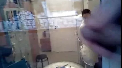 کینسر کی xxxایرانی جدید حالت میں کنڈوم میں گدی fucks.