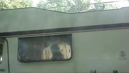 آزادی پسندوں نے سڑک فیلم های جدید التا اوشن پر ایک بھاڑ میں ڈالا اور شرمندہ نہیں ہوئے۔