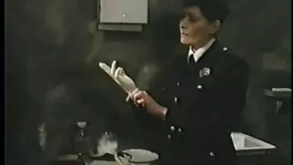نوجوان پچھواڑے میں chpokaet خوبصورتی سکس باحال جدید پمپ.