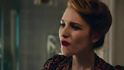 سلیکون لڑکی نے اپنے ہاتھوں فیلمسکسیجدید سے اس کی بلی کی مالش کی۔
